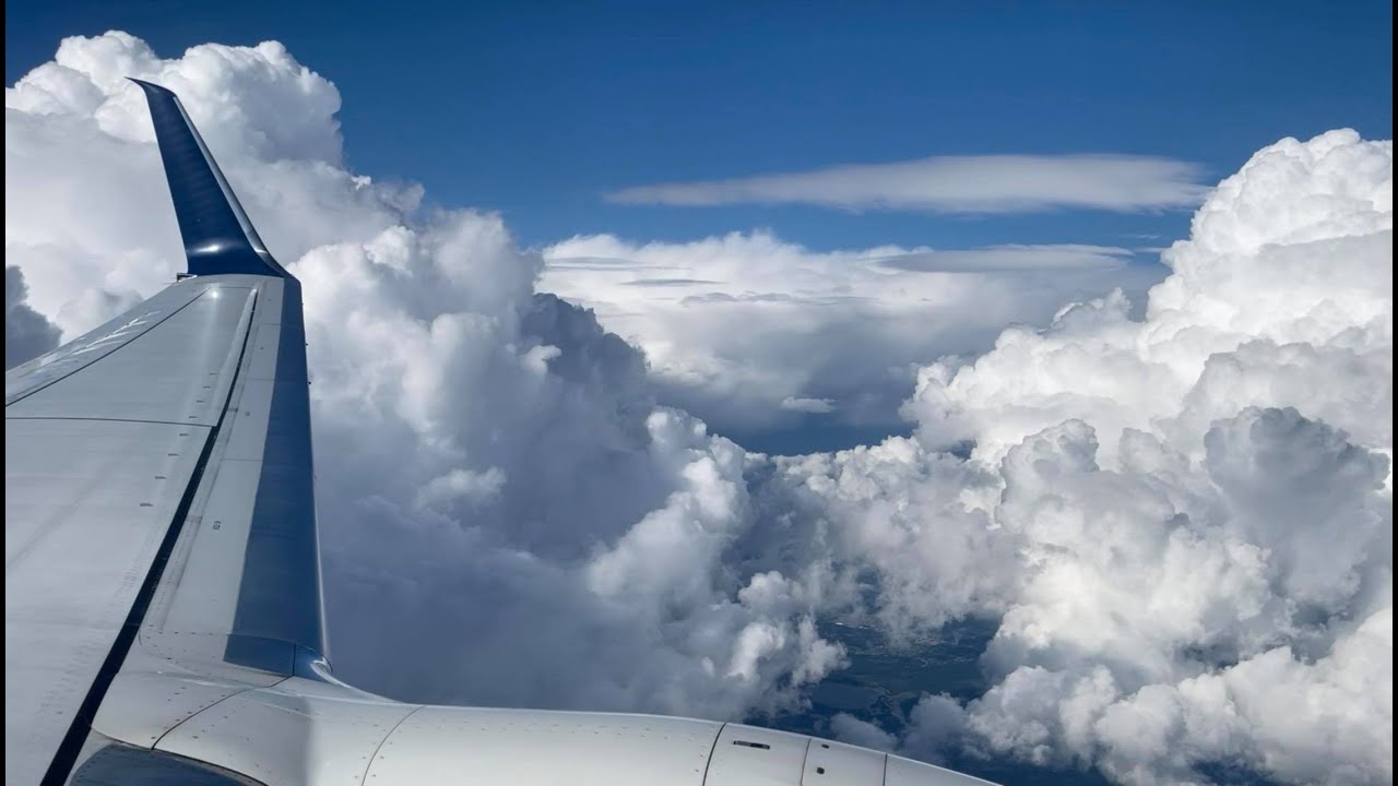 Delta Airlines 737-900ER Beautiful Takeoff & Cloudy Descent ~MSP-DTW~ Episode: 5