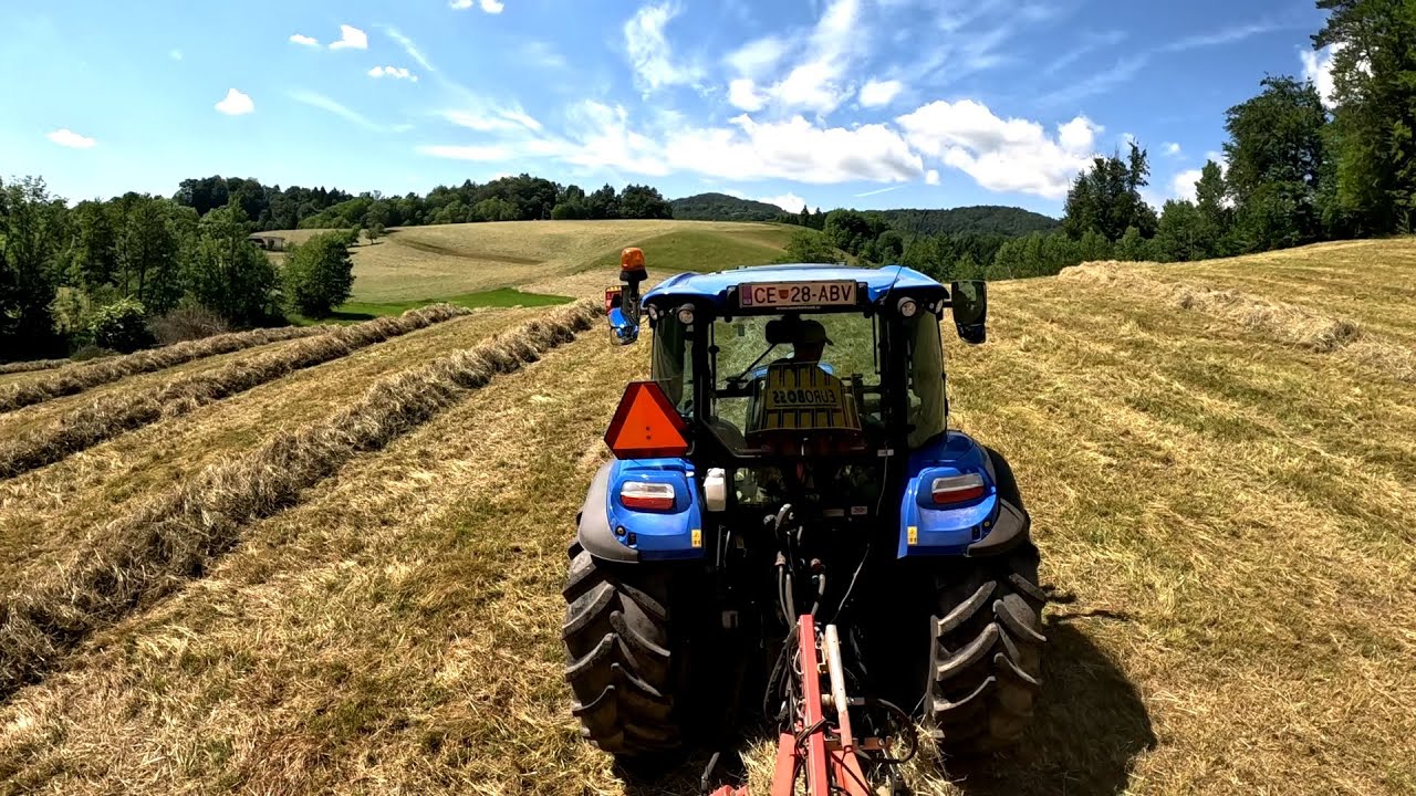 Haymaking With Extra Power | New Holland T5 120