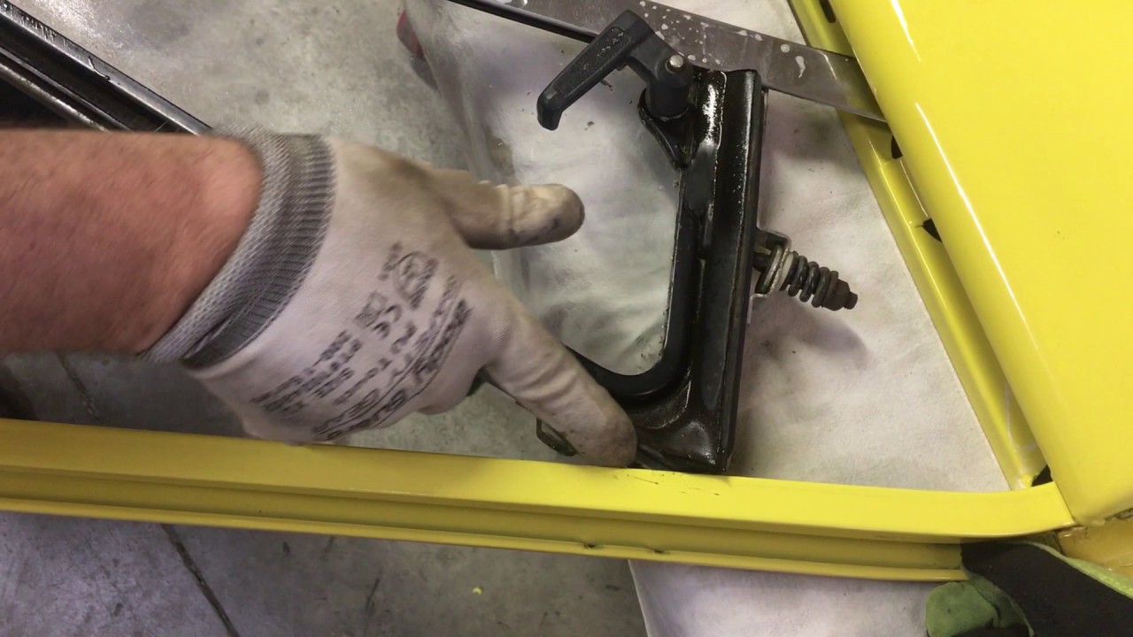 How to Install a CJ-7 Jeep Door & Window ::: 1984 CJ-7 Jeep Restoration Florida @ Palm Beach Customs