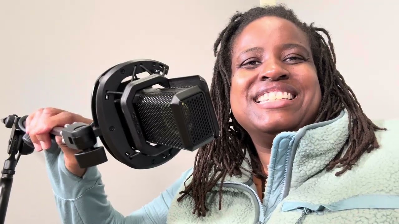 How to use Microphone and Stand