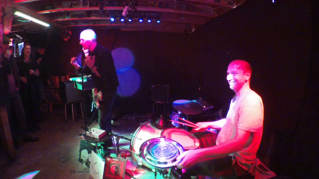 g.rag / zelig implosion deluxe live at URGENCE DISK RECORDS
