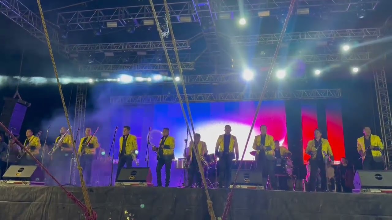 Banda la efectiva el gavilán 