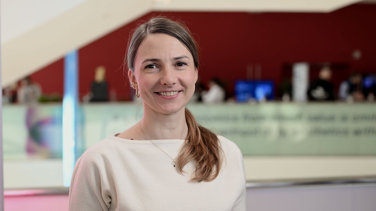 Aleksandra Stępniak, Public Affairs Manager VELUX. W Polsce mamy syndrom chorych budynków