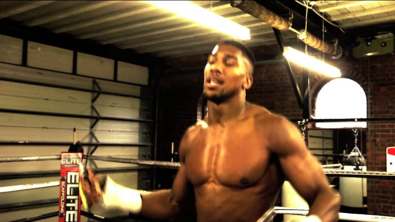 INSIDE ANTHONY JOSHUA TRAINING CAMP - SKIPPING FOOTAGE / CHARLES MARTIN v ANTHONY JOSHUA - APRIL 9