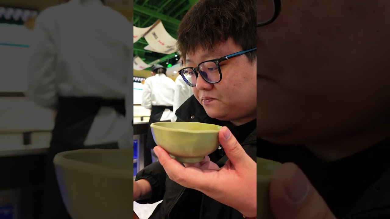 What do you think of the black fish hot pot that costs only a few dozen yuan per person#St