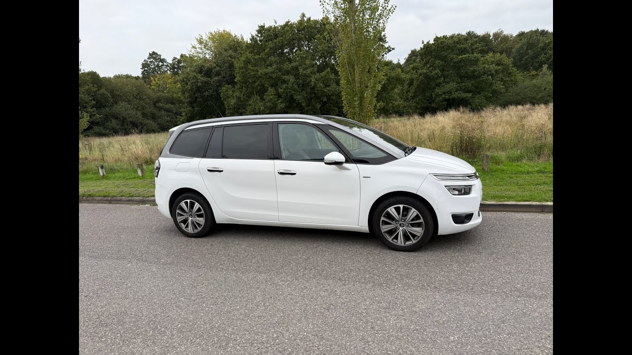 Citroen Grand C4 Picasso 1.6 Blue HDi Exclusive+ (Euro 6) - Cars of Fareham