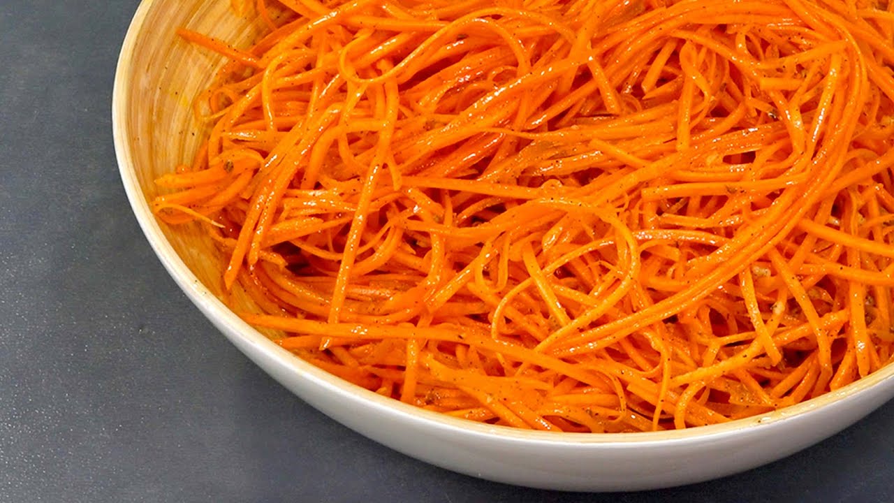 9 ИДЕЙ быстрых и вкусных САЛАТОВ с морковью по-корейски!