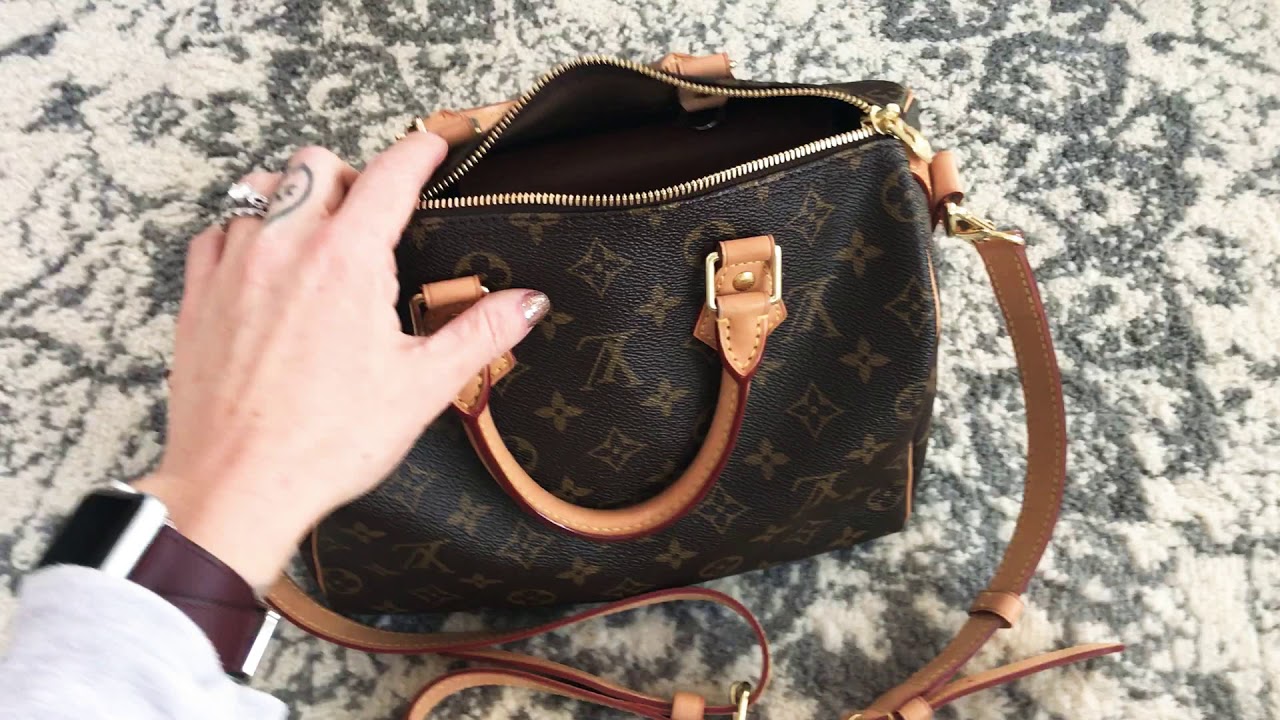 What fits in my Speedy Bandouliere 25