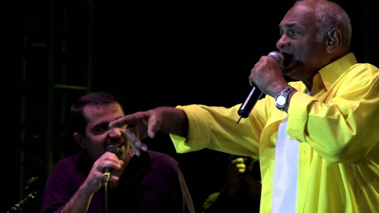 casuarinaoficial - Casuarina - Acreditar (com Delcio Carvalho, DVD 10 Anos de Lapa)