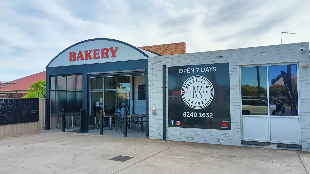 @MeatPieAppreciationGroup at Ned Kelly's Bakery - South Australia