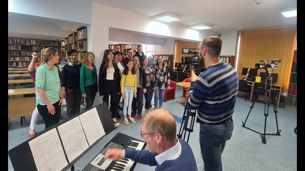 Miejska Biblioteka Publiczna im. Wiktora Gomulickiego w Ostrołęce prezentuje: teledysk do piosenki