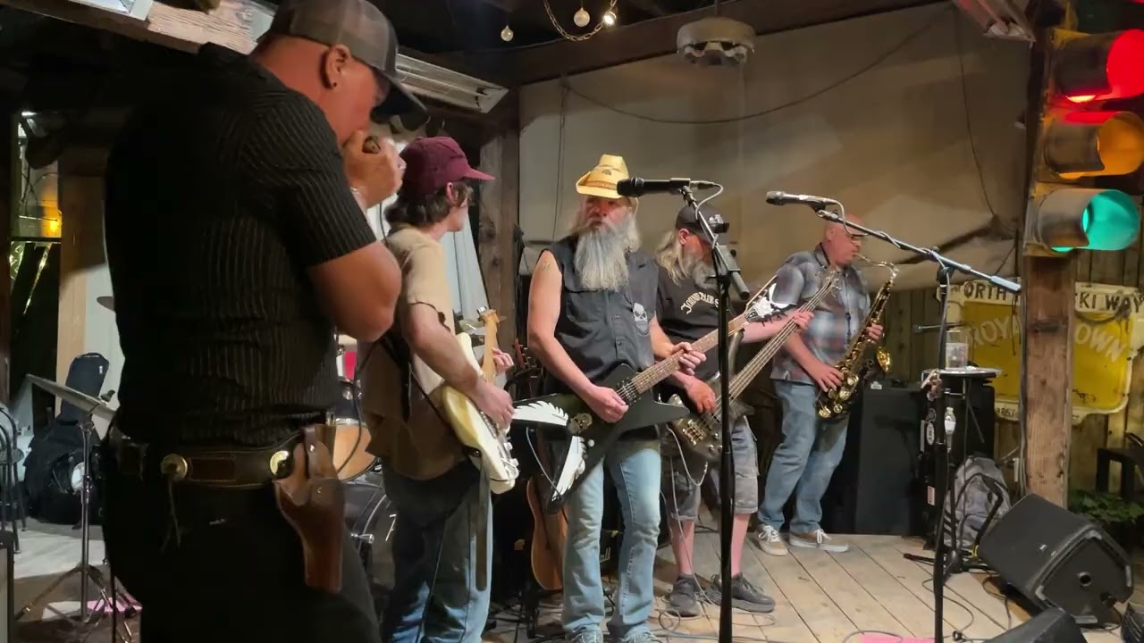 Heavy Bucket Band – “Stranglehold” – Live at Garage on Beck (Outdoor Stage) – May 10, 2025