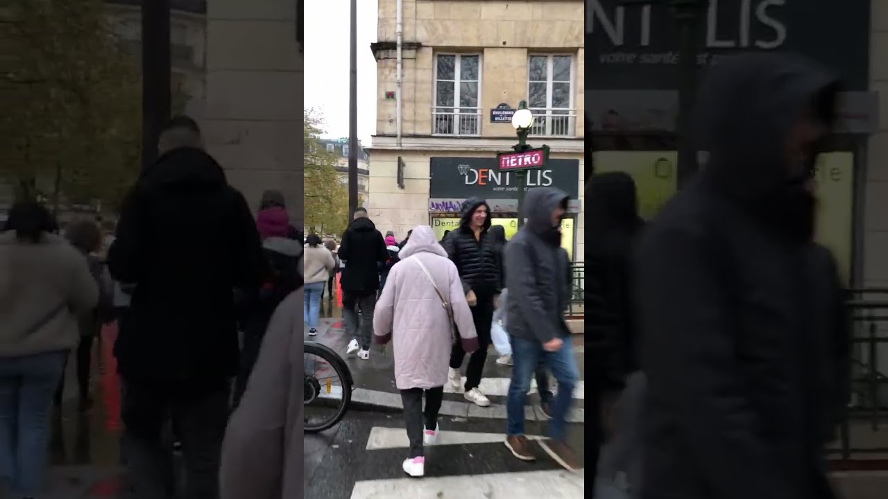 PARIS Walking Tour LIVE