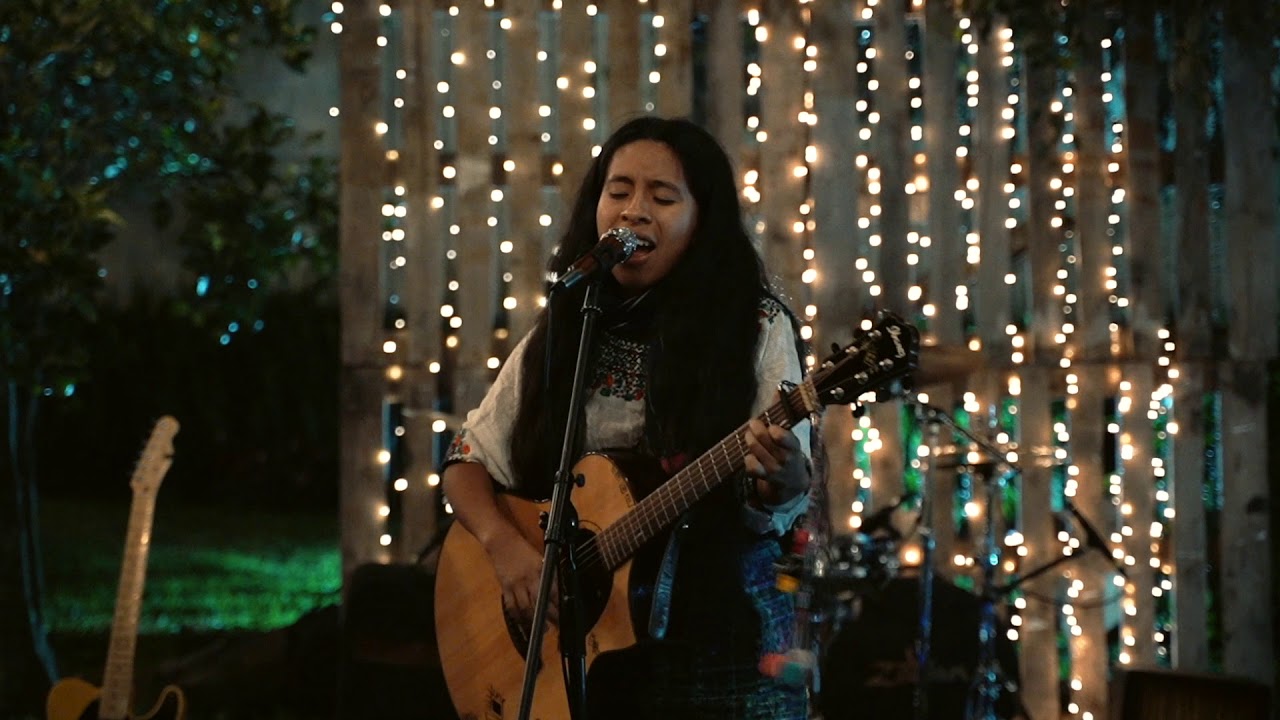Sara Curruchich - Abriendo La Voz ft. Pedro Boche (versión acústica)
