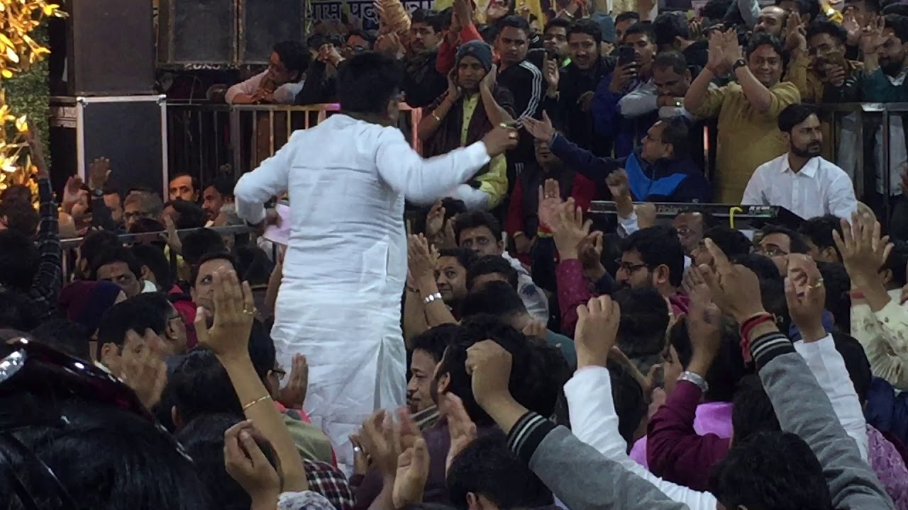 कला भवन के अखाड़े में संजय मित्तल ने बताया कैसे श्याम दीवानों से दूर रहना है -kala bhawan ekadasi