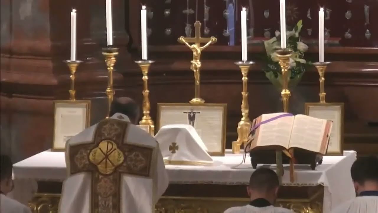 Régi rítusú szentmise - Kovács Ervin Gellért O. Praem.