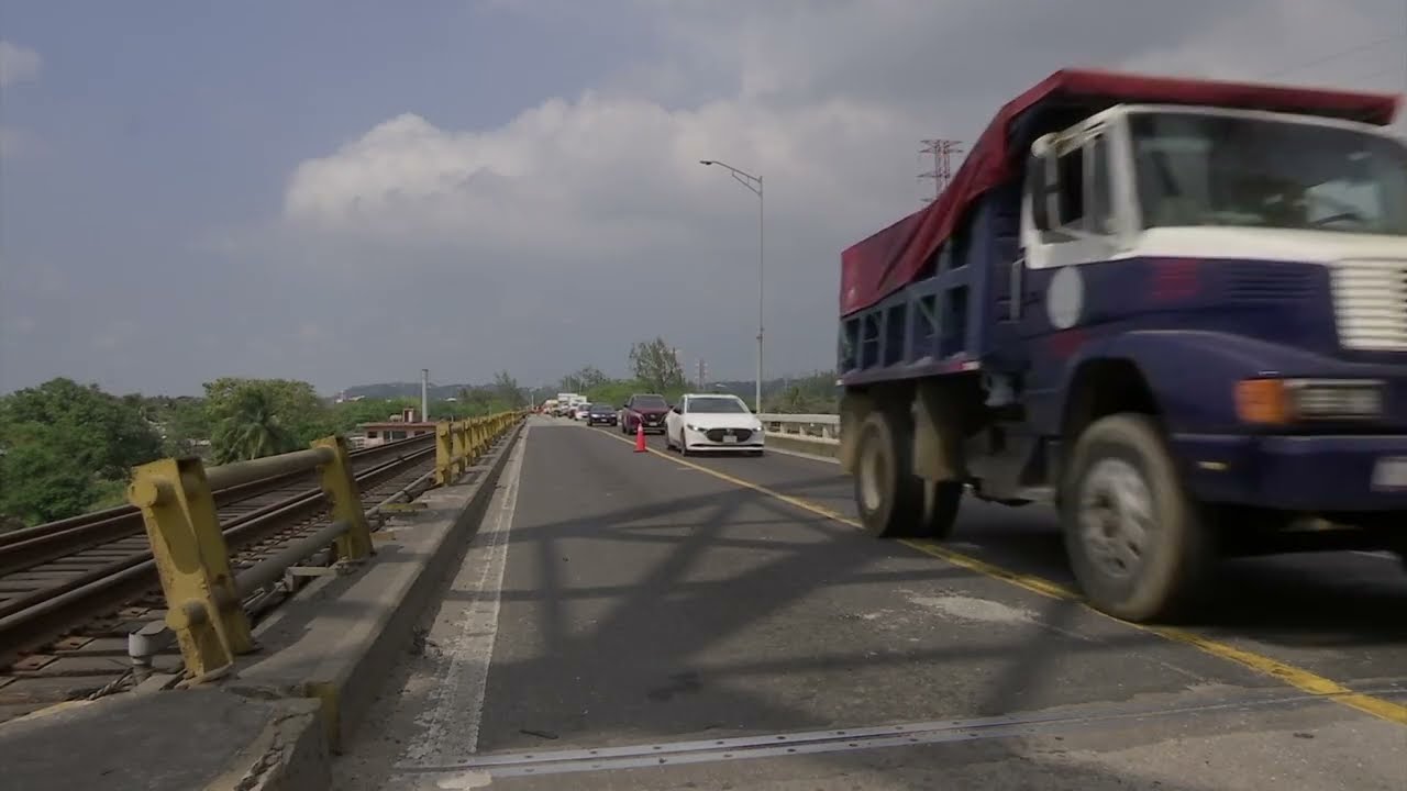Cierre temporal e intermitente en puente Coatzacoalcos I