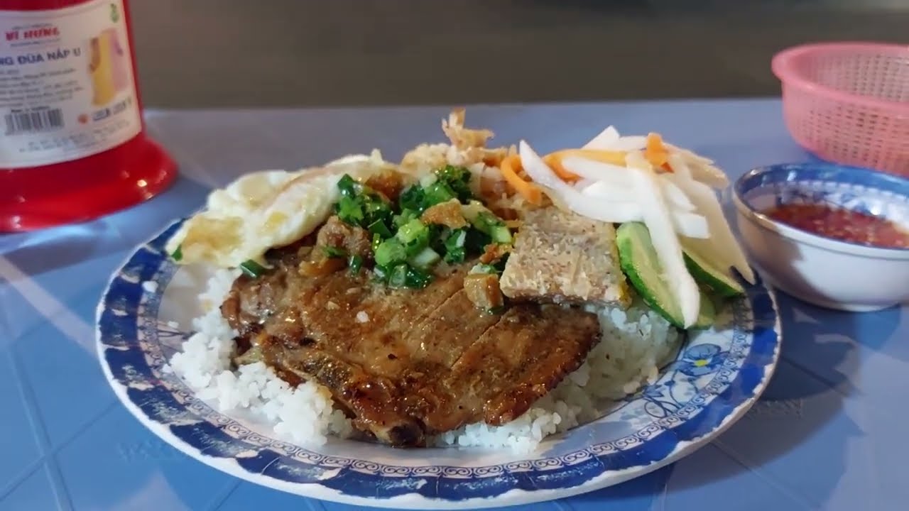 Street Food, Xuan Hoa (District 3), Saigon, Vietnam 