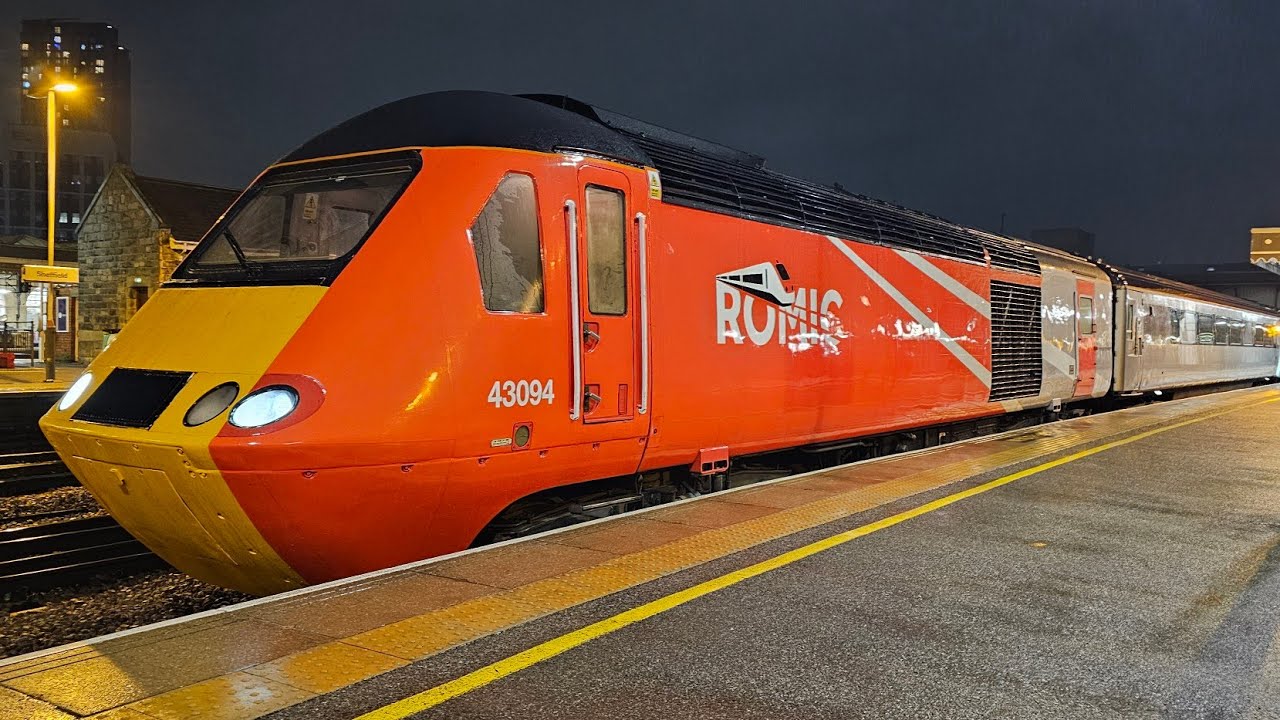 Romic HST RailTour 43094+43122 At Sheffield From Shildon To Derby