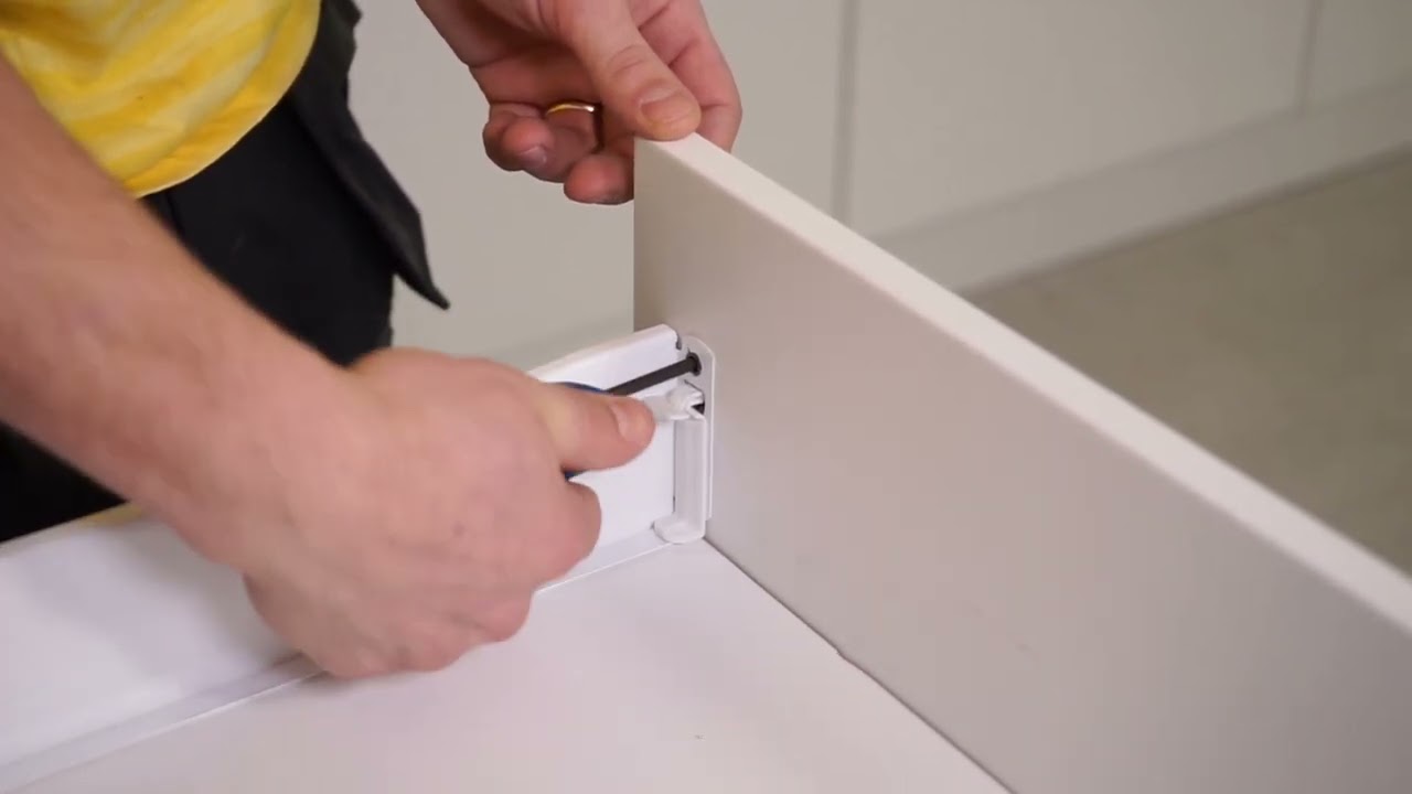 Einbau deiner ENHET K&uuml;che &ndash; 4. Schubladen und T&uuml;ren