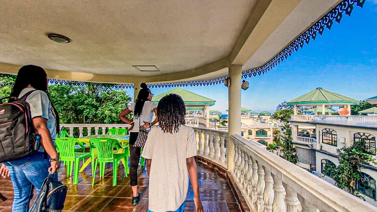 😉 Quick look at a Mini Mansion Villa for rent and short stays in Dar es Salaam, Tanzania 💯