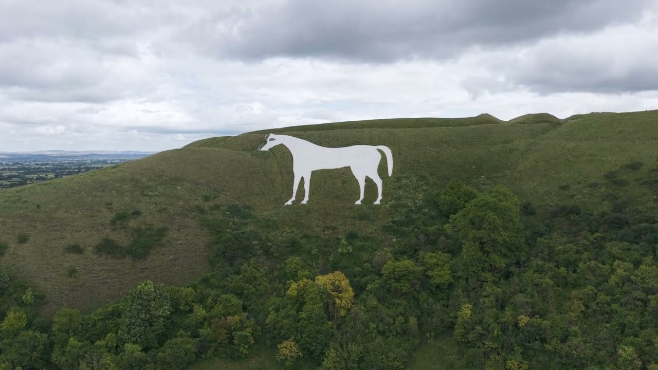 Westbury White Horse, Wiltshire - 4K