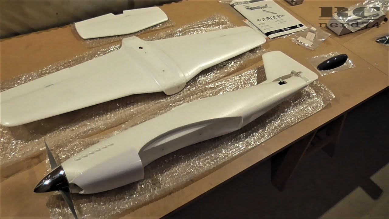 MULTIPLEX FUNRACER | FIRST LOOK | SPECS AND BUILD IDEA