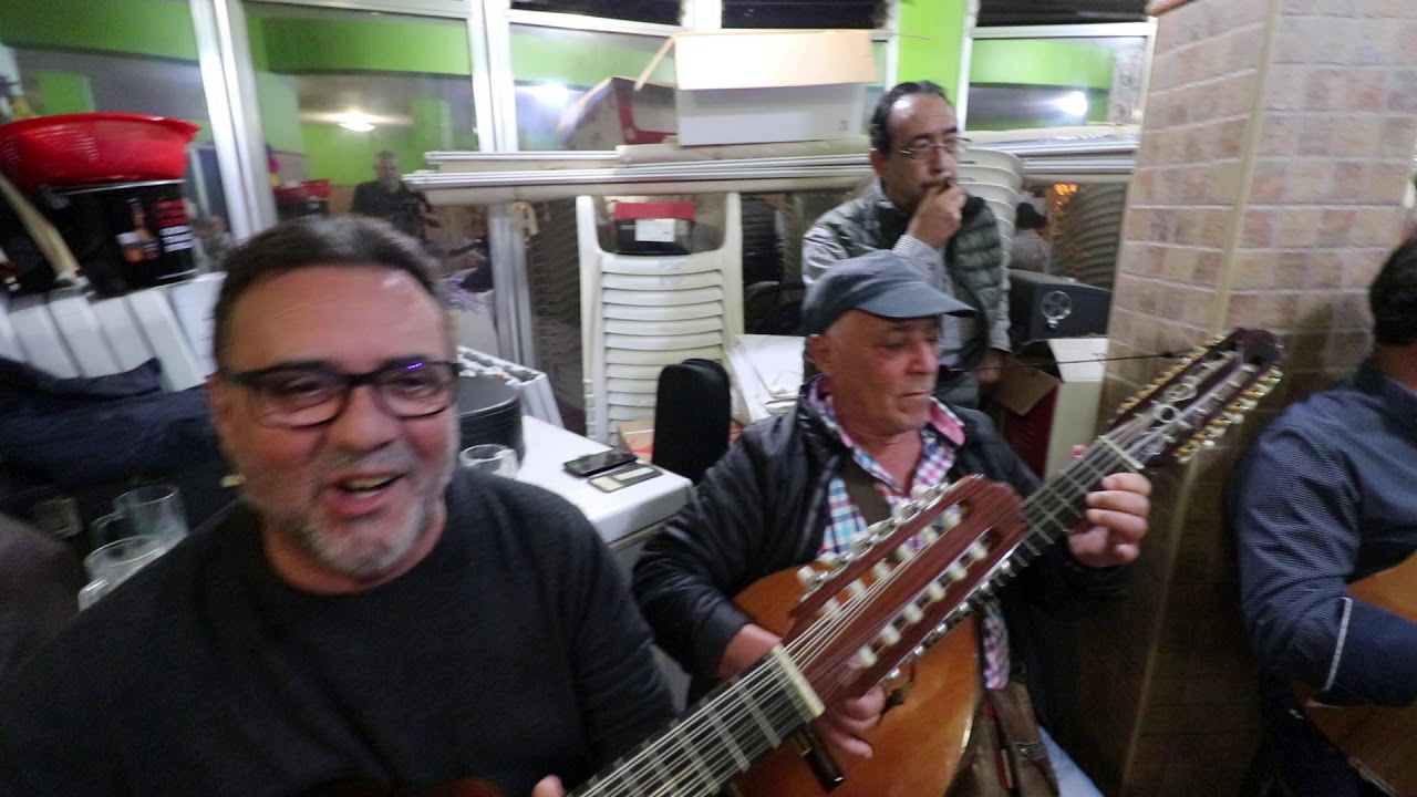 AMIGOS DE LO DIVINO