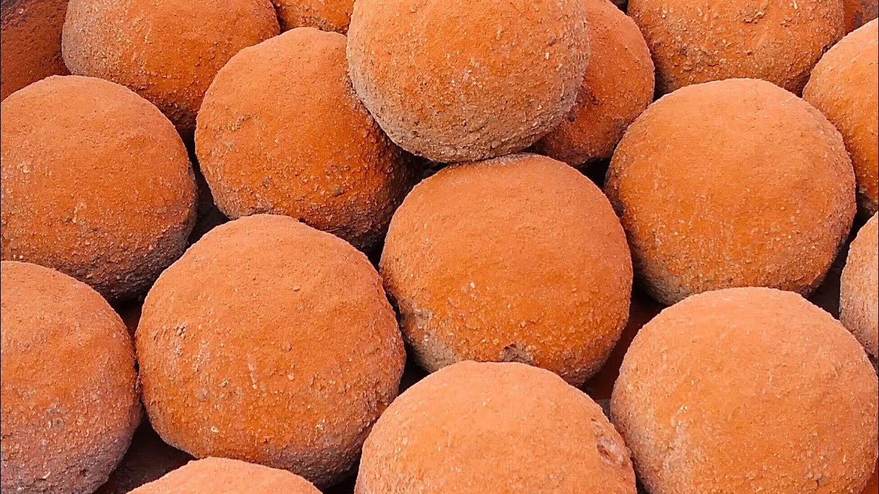 ASMR: Gritty 🔴Red dirt Cement balls dry smashing, Sifting & dusty play 🌪
