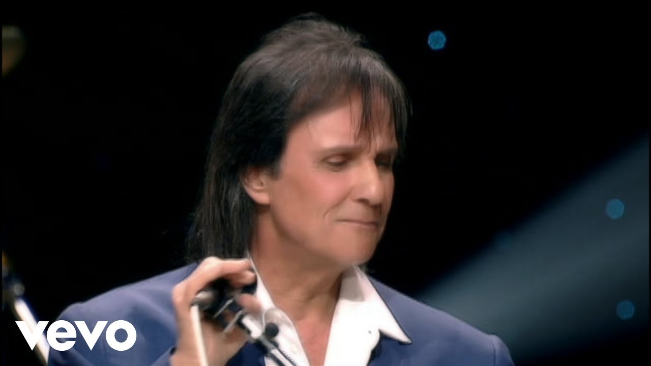 Roberto Carlos - Mujer Pequeña (Video En Vivo - Stereo Version)