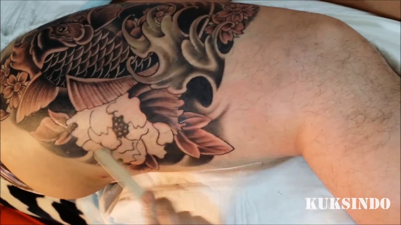 국신도tattoo타투 잉어 꽃 작업