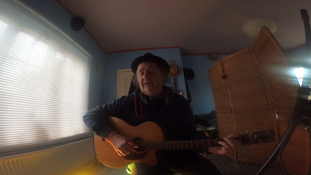 MAN IN THE STATION (John Martyn song ) interpreted by tom martin www.tommartinmusic.com