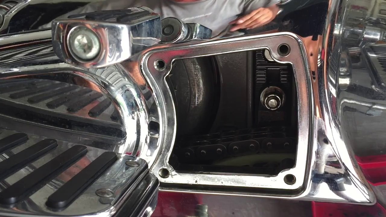 Как отрегулировать первичную цепь Harley Davidson