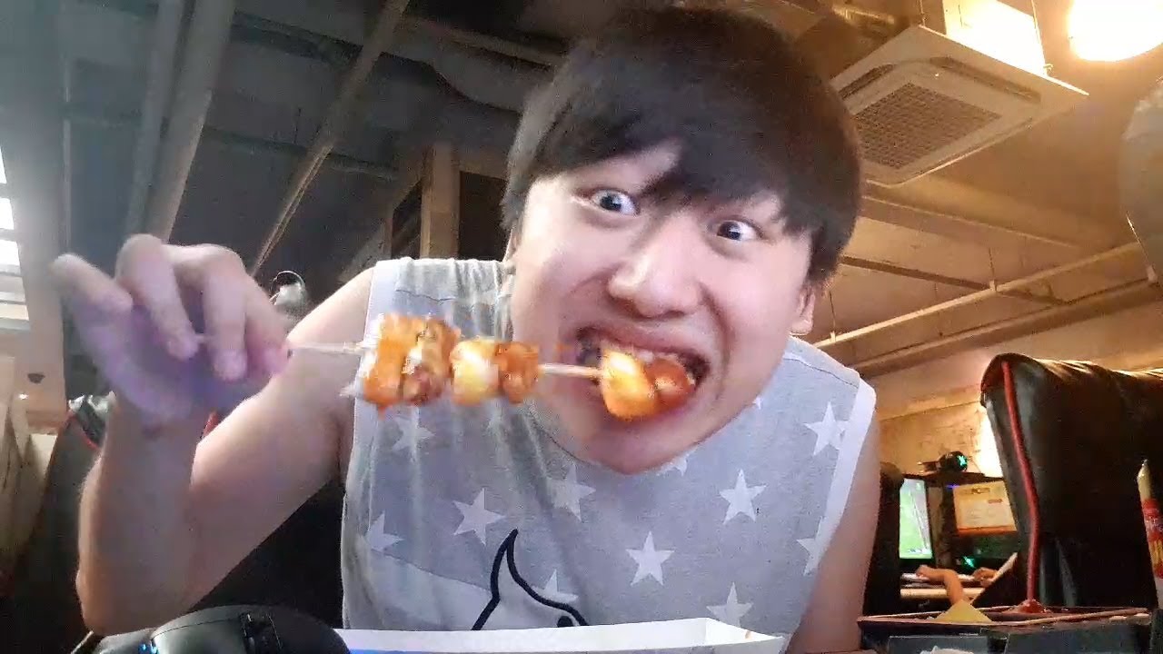 Starve 10 hours and go to pc cafe mukbang