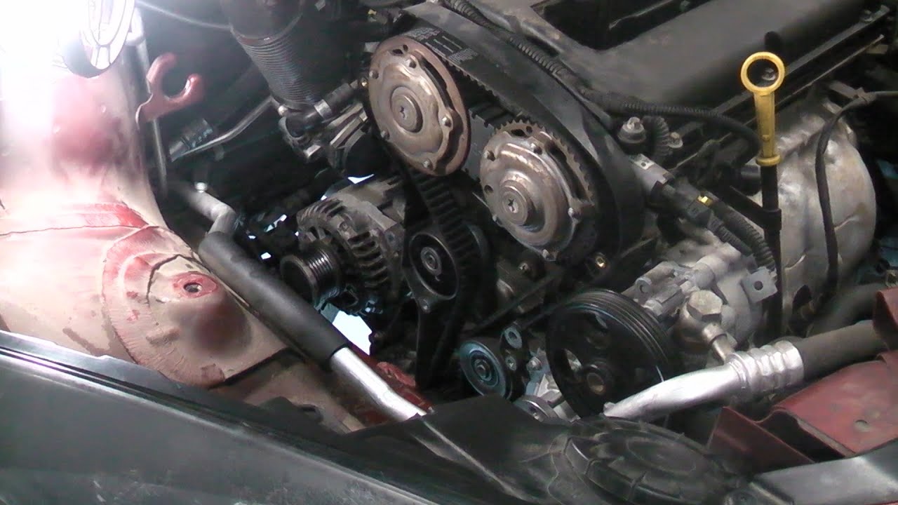 Opel Insignia 1.8 vezérlés csere. Timing belt change.