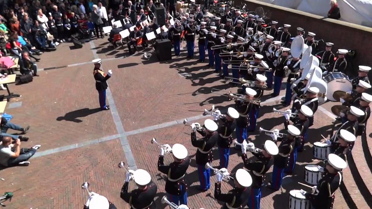 K en G - Seizoensopening - Salsaman