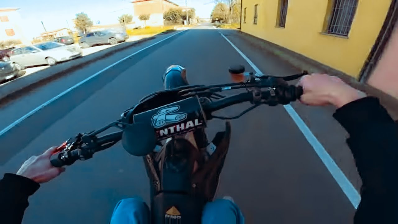 CRF 250 VS HUSQVARNA 501 (e c'è anche il CR)