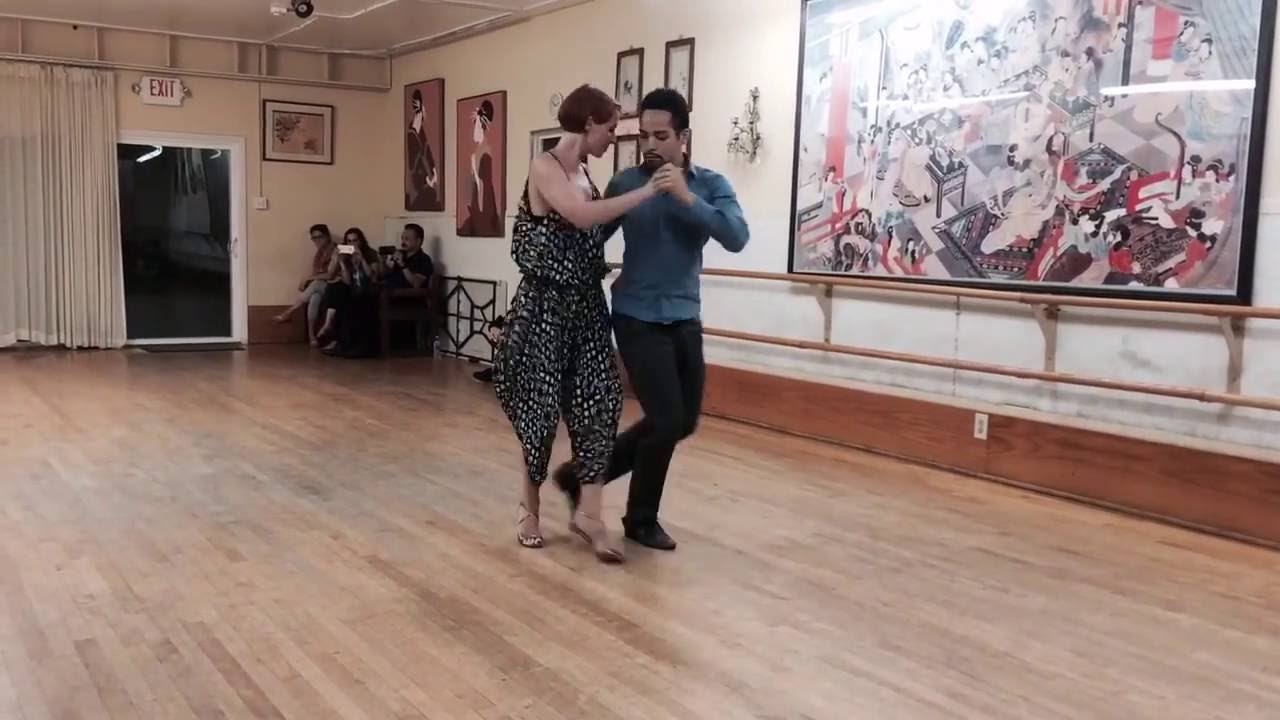 Tango 202: Sacadas