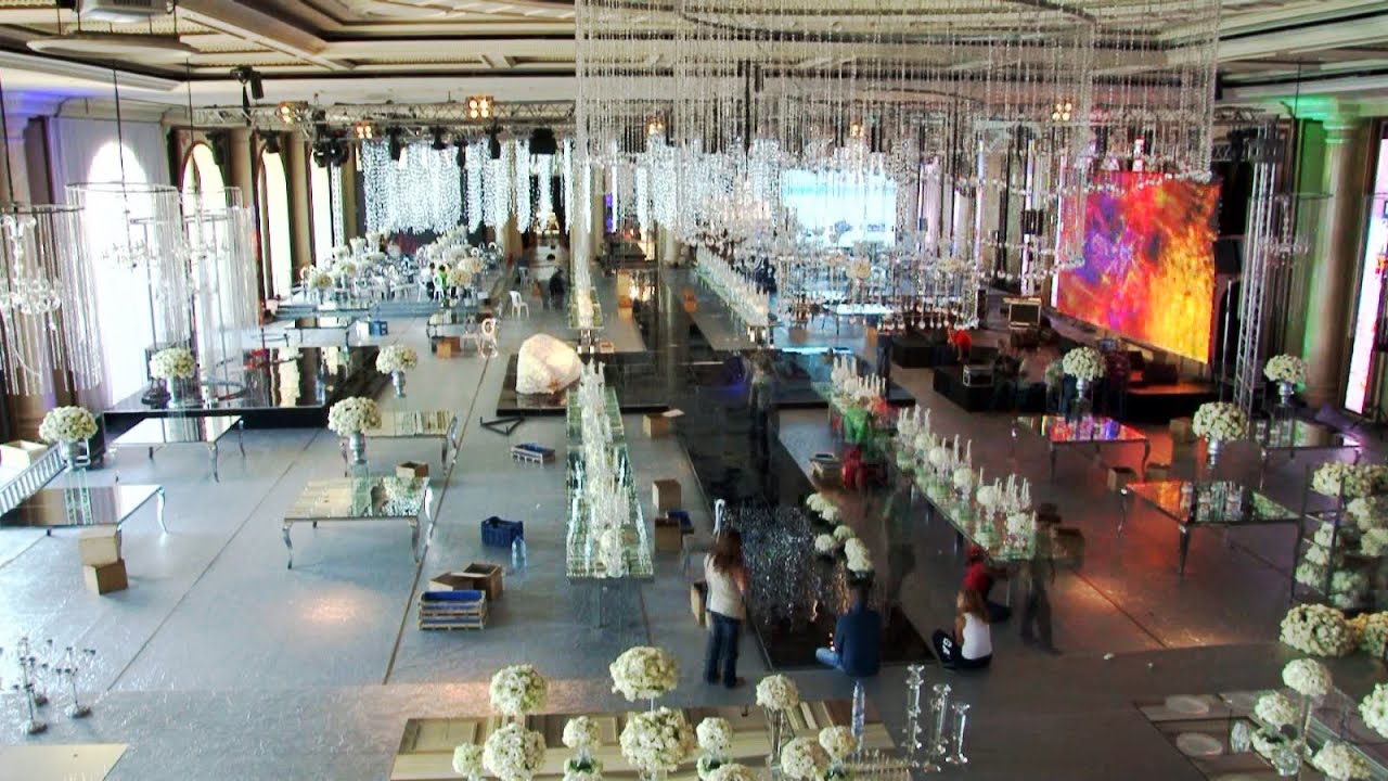 Behind the scene and wedding construction at Biel Pavillion
