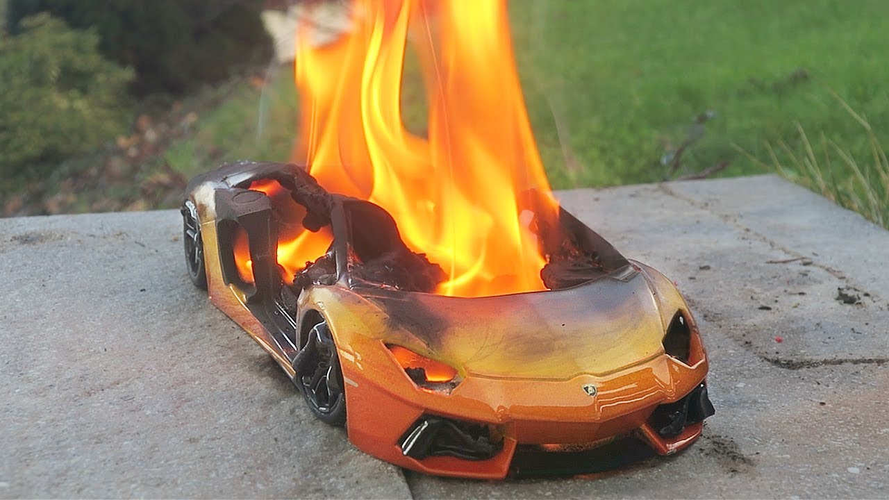 Burning Toy Car Lamborghini Aventador on Fire !!
