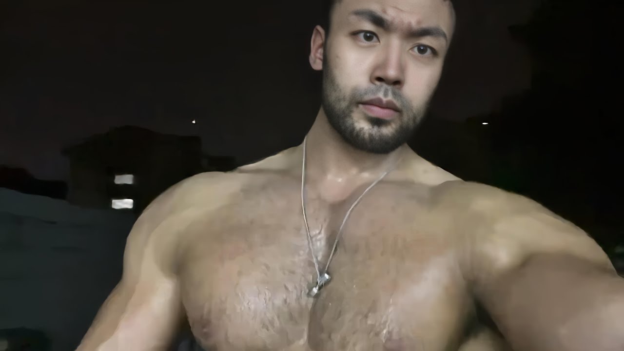 Asian Hercules? Crazy Muscle Gains & Beard Goals | Da Bull You ，China
