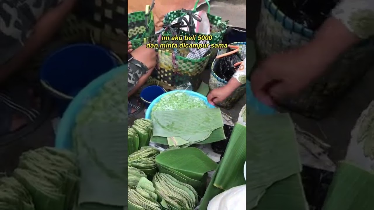 Beli gemblong di pasar tiban Pekalongan #gemblong #jajananpasar #jajanantradisional