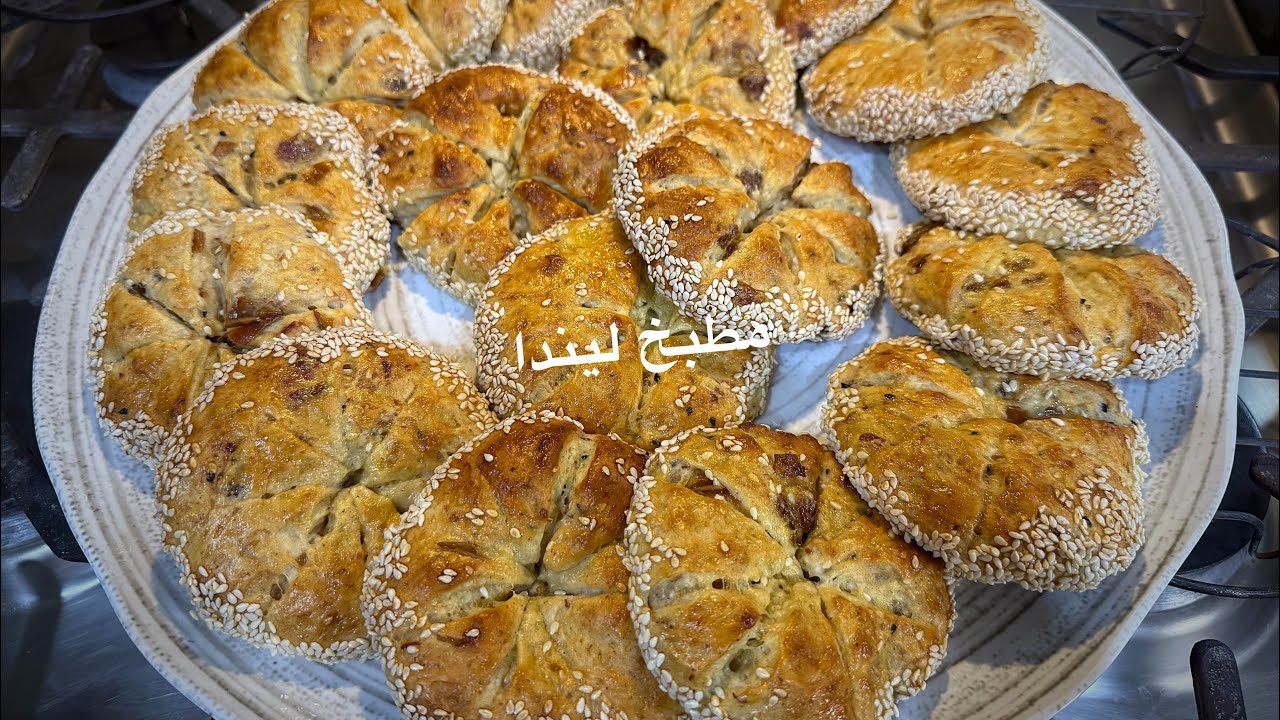 فطائر التمر بأسهل طريقه 