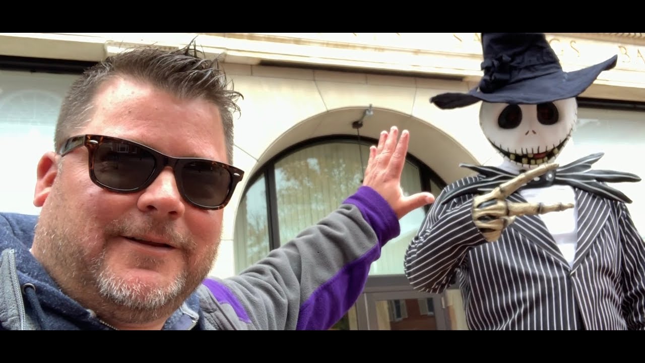 Salem Massachusetts Halloween Night 2018- D Tours #122 10/31/18