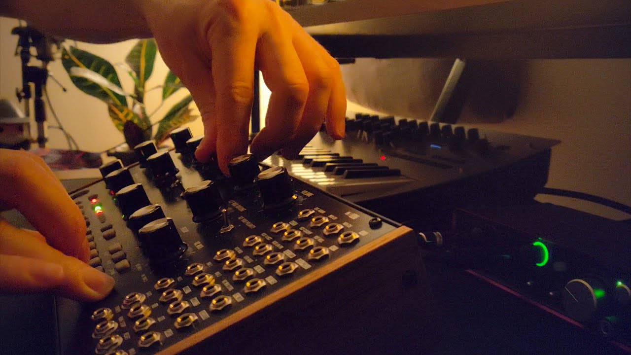 Moog Mother 32 Ambient Solo