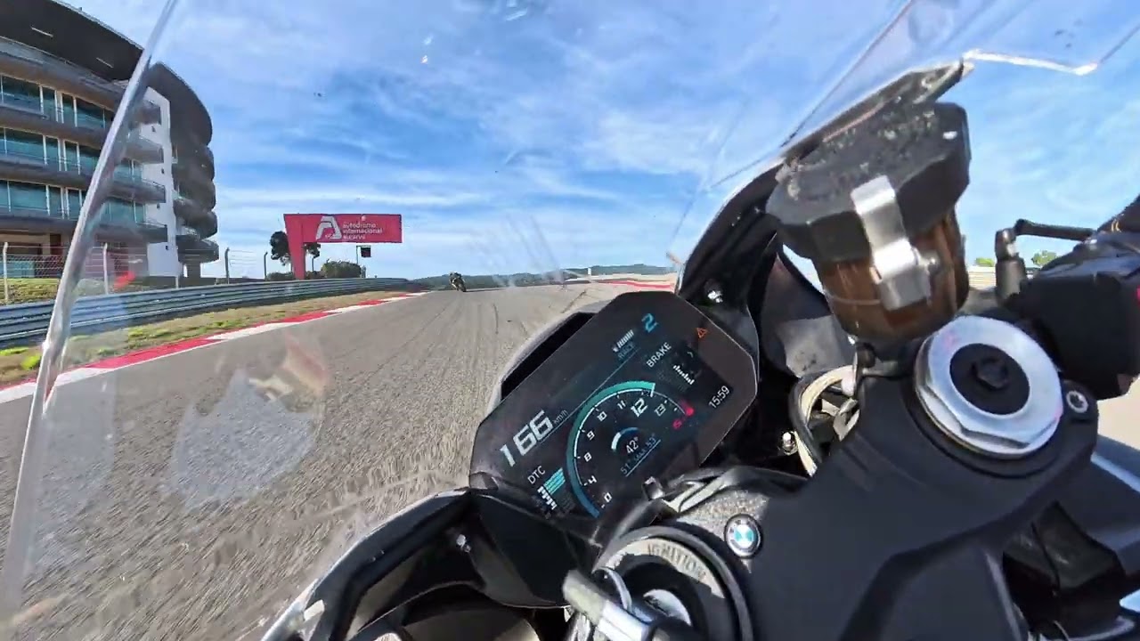 Portimao with 2025 BMW S1000 RR - 2:00.8 lap Racing School Europe