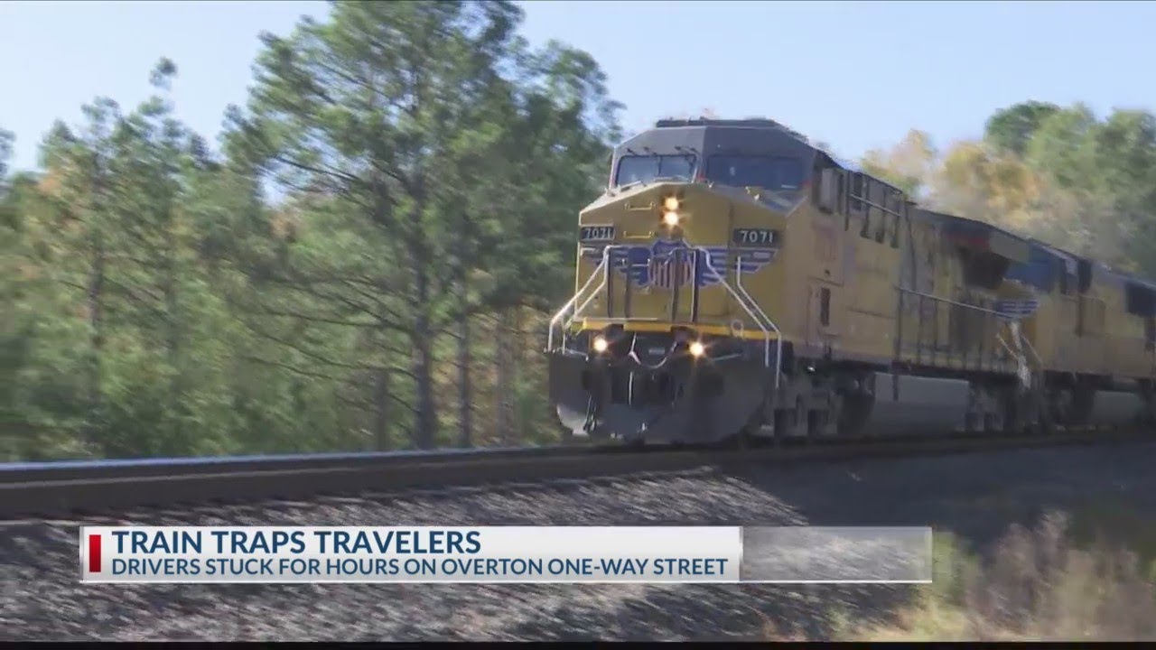 Train blocks residential street in Overton, traps residents in monthly