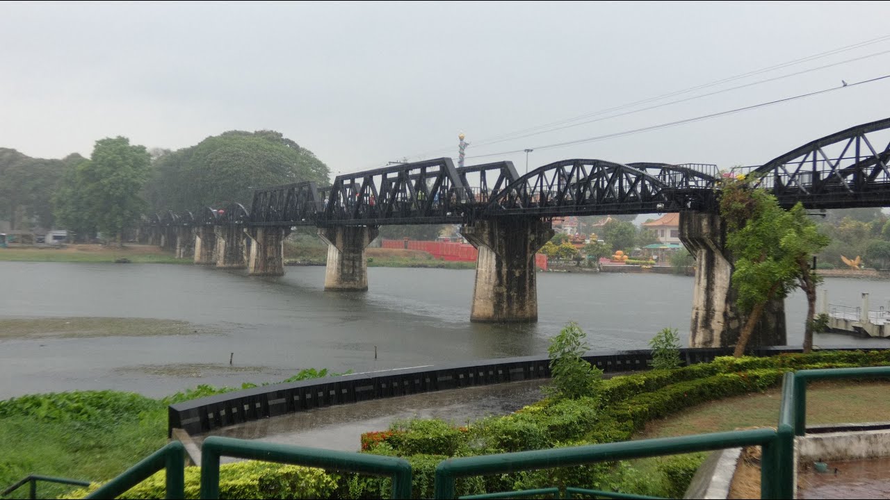 How to take the train from Bangkok to Kanchanaburi