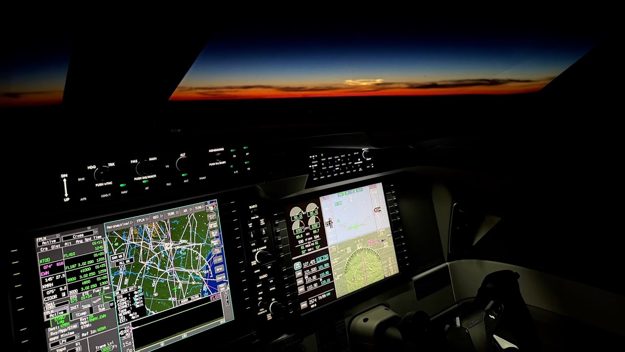 Pilatus PC-24 | Pre Dawn Departure to KMRH | Single Pilot Full Flight with a CAS Message Surprise