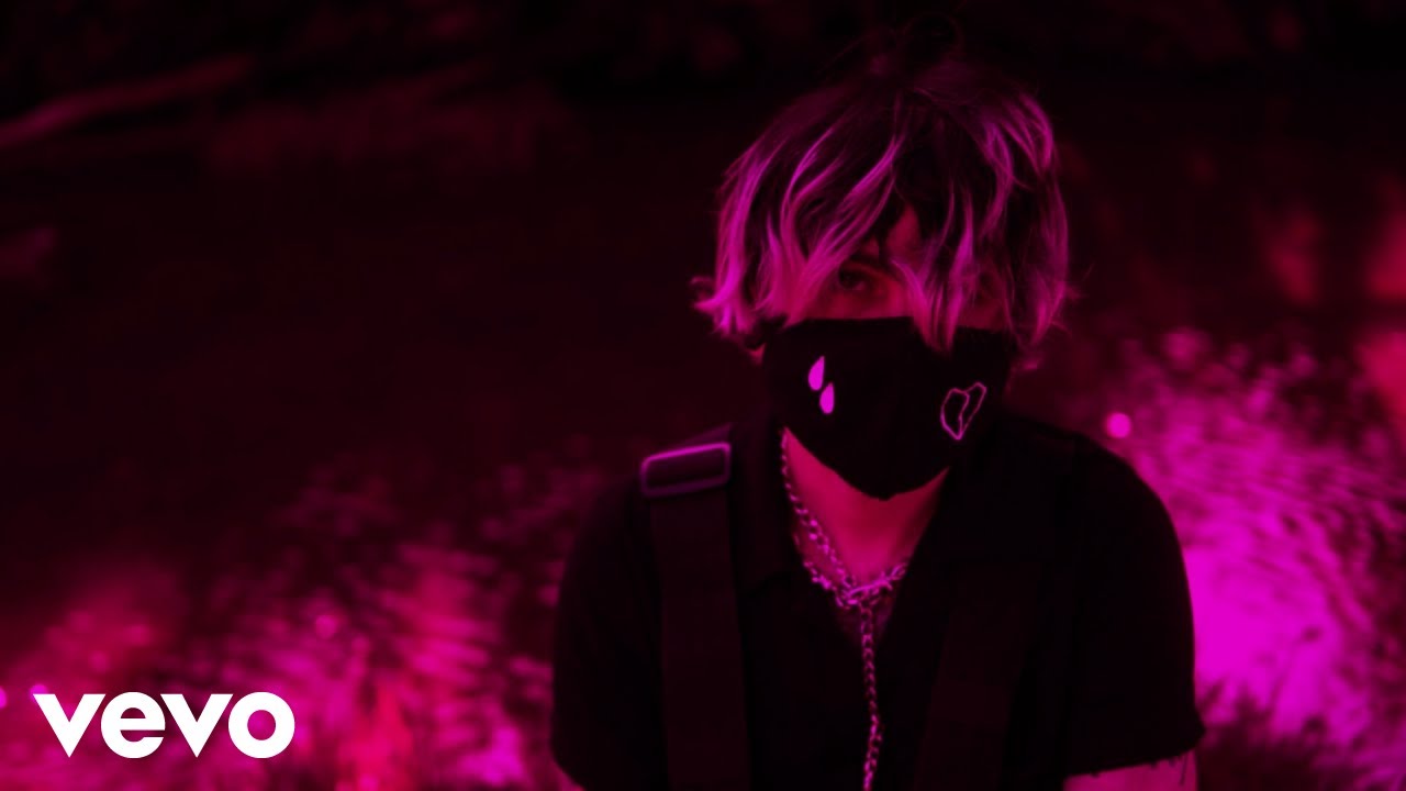 Becko - Loose Lips Sink Ships (Official Music Video)